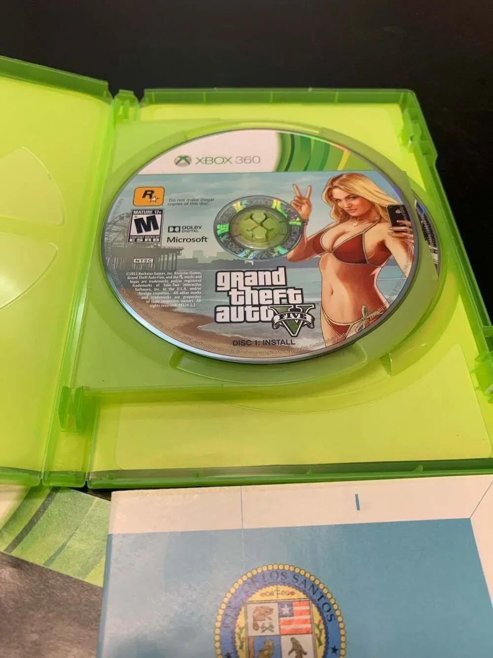 Grand Theft Auto V (Xbox 360, 2013) - CIB with Two Discs, Manual, and Map